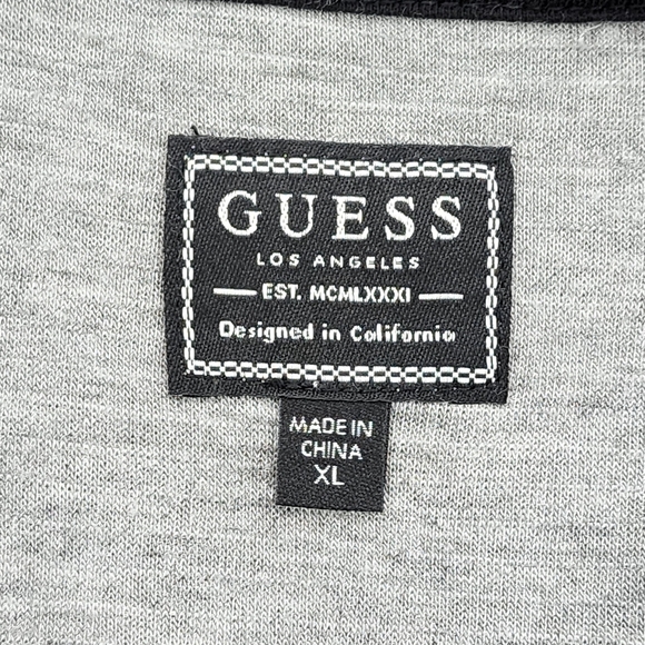 Guess Men's Long Sleeves Atlas Reflective Tape Crew Tee - XL - Picture 3 of 8